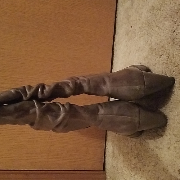 Miz Mooz size 7.5 Gray Heeled slouchy Boot - Picture 5 of 12